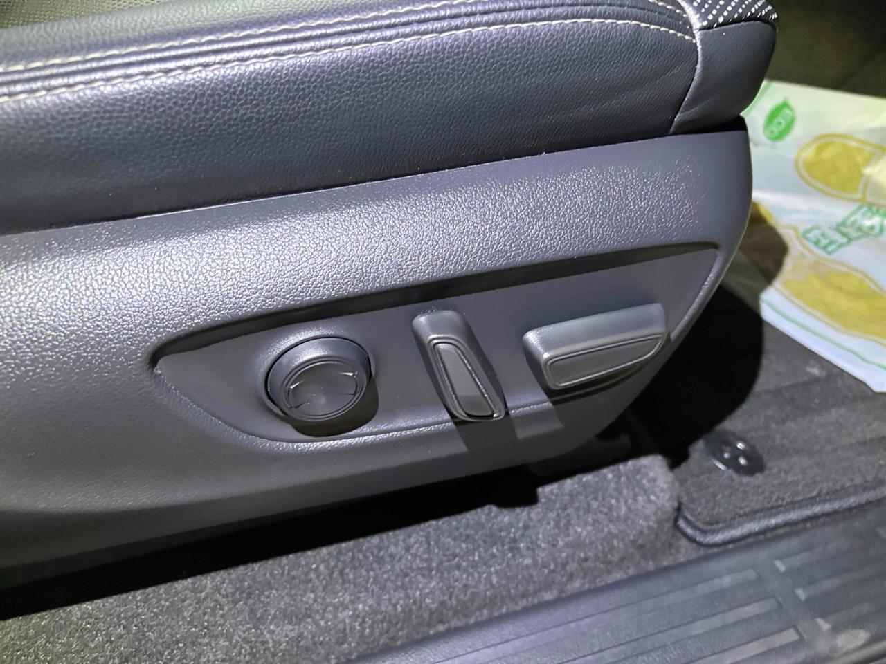 2024 Toyota Land Cruiser Prado