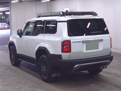 2024 Toyota Land Cruiser Prado - Thumbnail