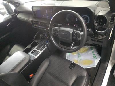 2024 Toyota Land Cruiser Prado - Thumbnail