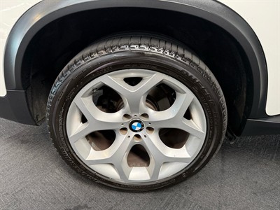 2010 BMW X5 - Thumbnail