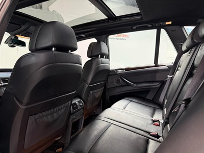 2010 BMW X5 - Thumbnail