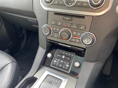 2015 Land Rover Discovery - Thumbnail