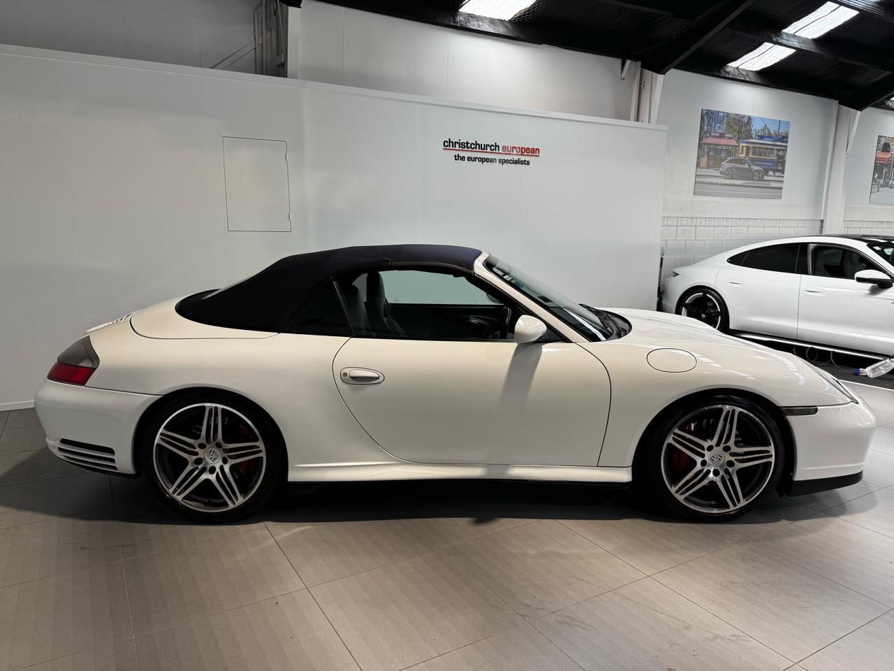 2004 Porsche 911