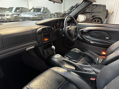 2004 Porsche 911 - Thumbnail