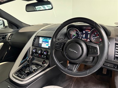 2014 Jaguar F-Type - Thumbnail