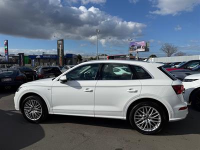 2017 Audi Q5 - Thumbnail