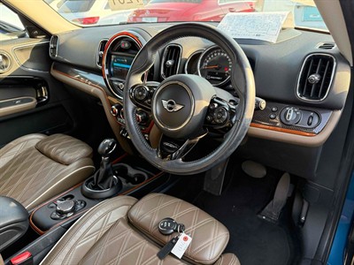 2017 Mini Cooper - Thumbnail