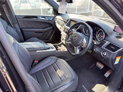 2014 Mercedes-Benz ML 63 - Thumbnail