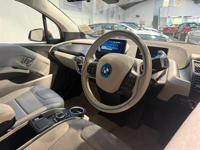2015 BMW i3 - Thumbnail