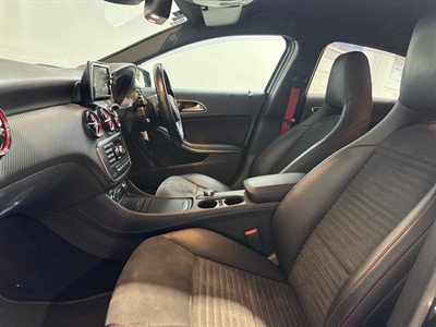 2014 Mercedes-Benz A 250 - Thumbnail