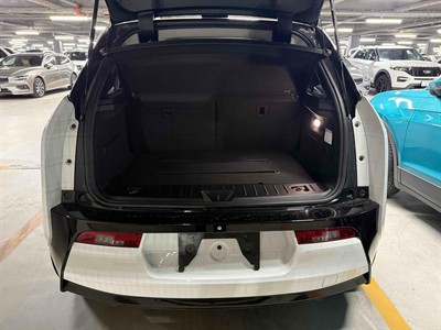 2016 BMW i3 - Thumbnail