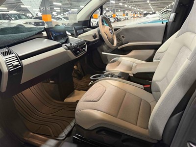 2016 BMW i3 - Thumbnail