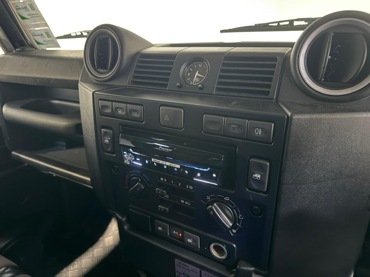 2014 Land Rover Defender