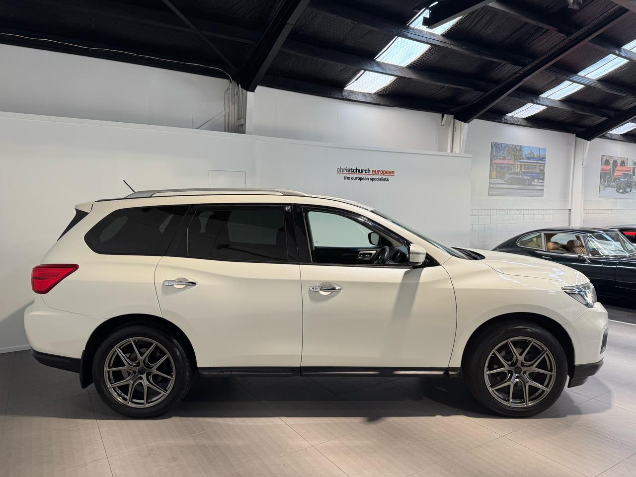2017 Nissan Pathfinder