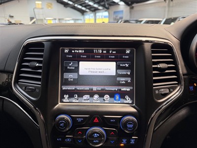 2014 Jeep Grand Cherokee - Thumbnail