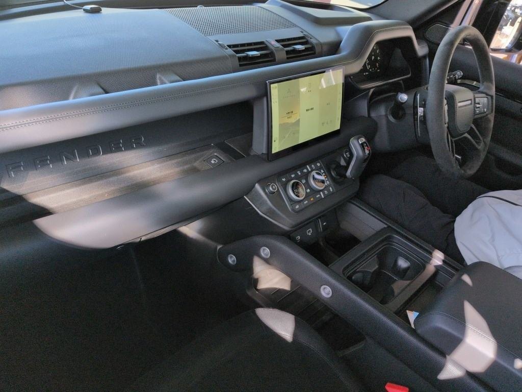 2023 Land Rover Defender