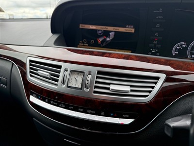 2007 Mercedes-Benz S550 - Thumbnail