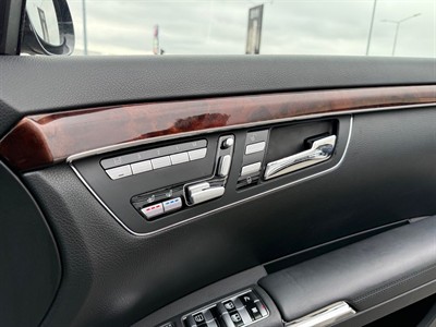 2007 Mercedes-Benz S550 - Thumbnail