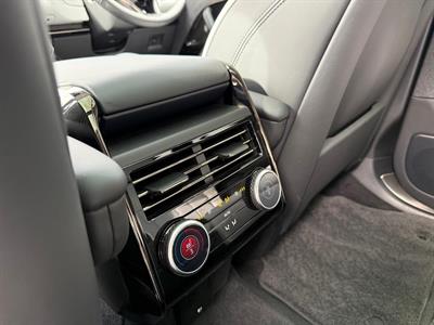 2023 Land Rover Range Rover Sport - Thumbnail
