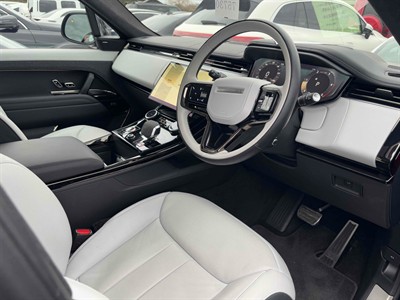2023 Land Rover Range Rover Sport - Thumbnail