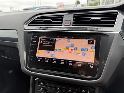 2018 Volkswagen Tiguan - Thumbnail