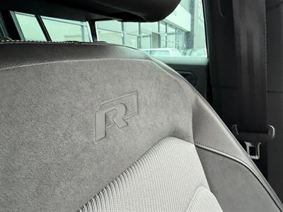 2018 Volkswagen Tiguan - Thumbnail