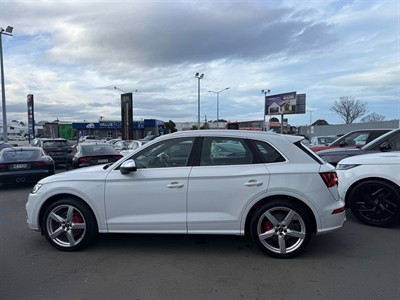 2018 Audi SQ5 - Thumbnail