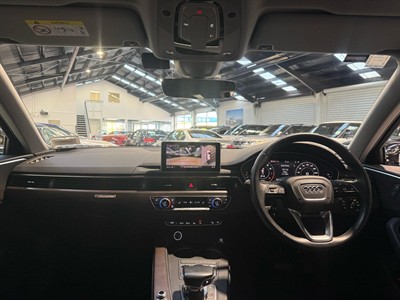 2019 Audi A4 - Thumbnail