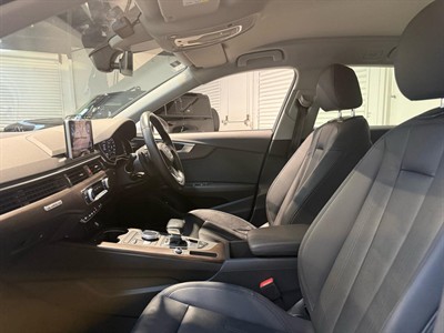 2019 Audi A4 - Thumbnail