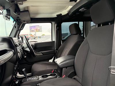 2015 Jeep Wrangler - Thumbnail