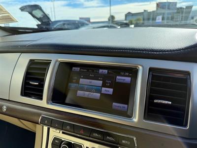 2013 Jaguar XF - Thumbnail