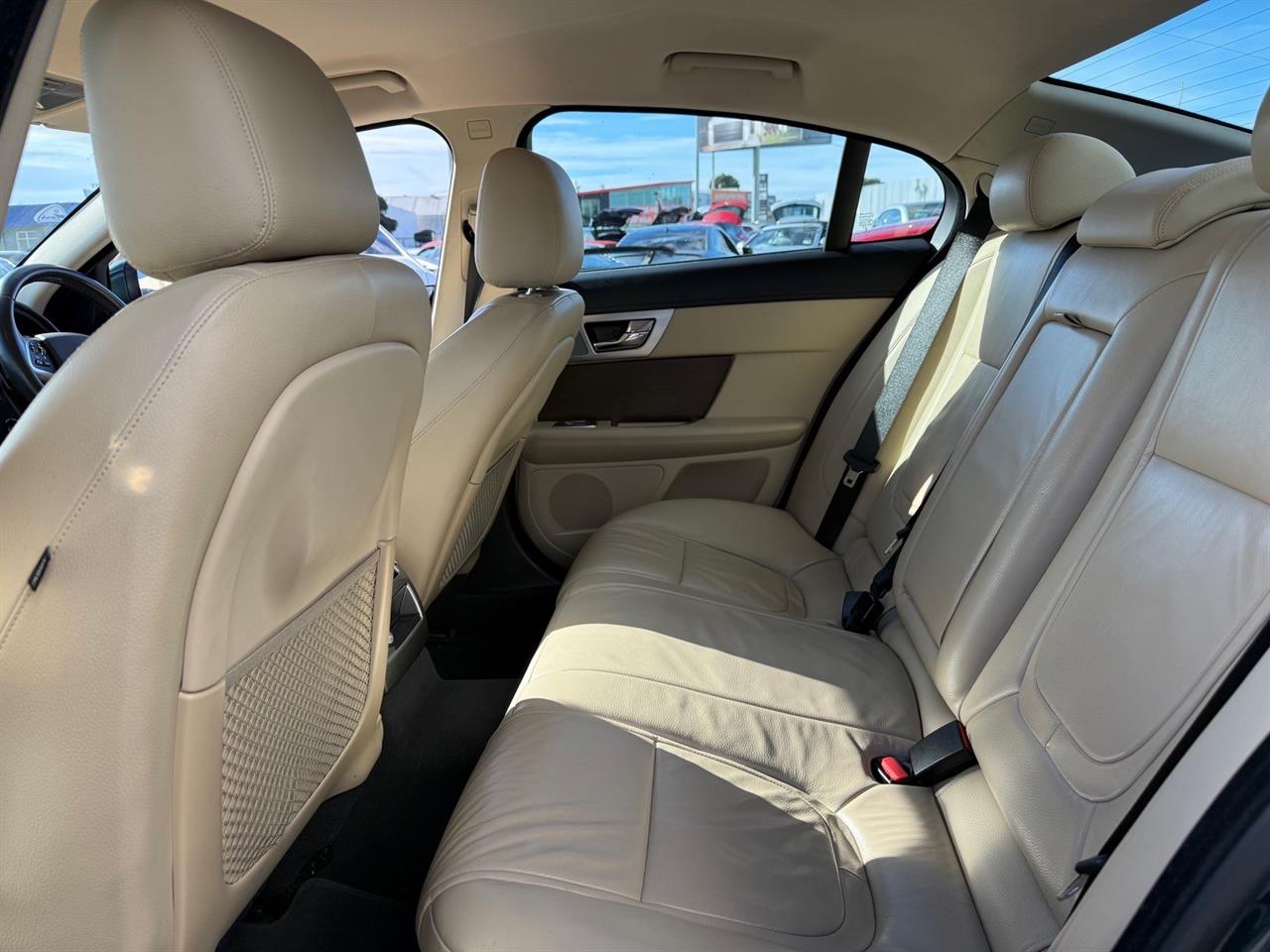 2013 Jaguar XF