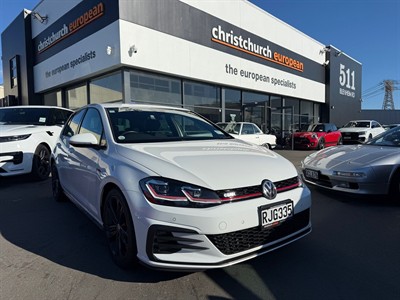 2019 Volkswagen Golf - Thumbnail