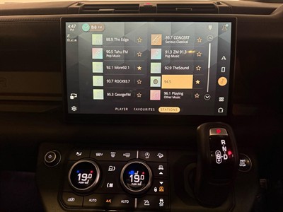 2023 Land Rover Defender - Thumbnail