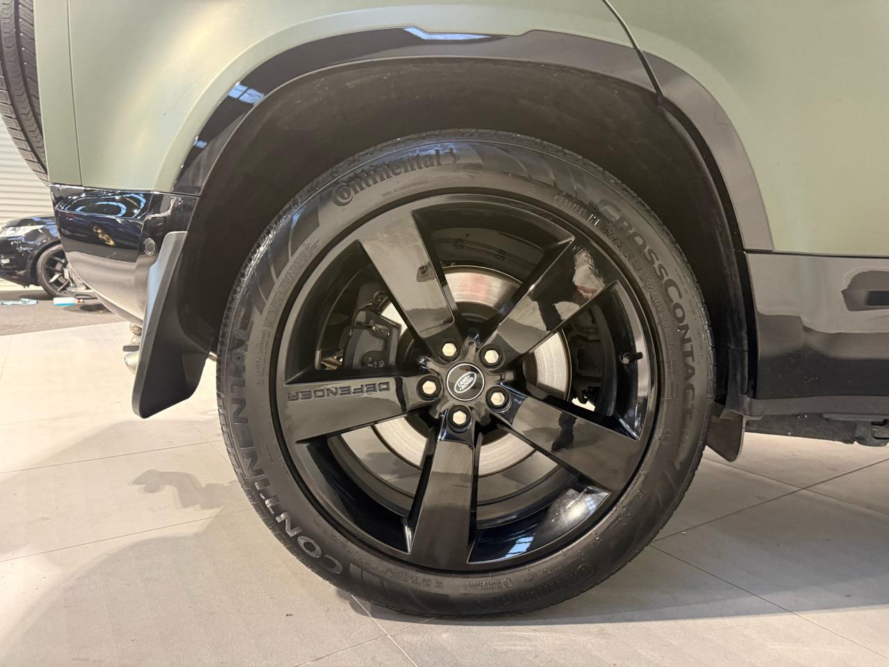 2023 Land Rover Defender