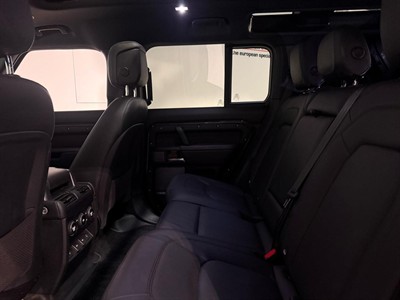 2023 Land Rover Defender - Thumbnail