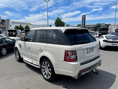 2010 Land Rover Range Rover - Thumbnail
