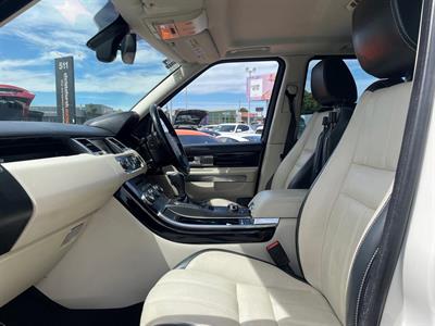 2010 Land Rover Range Rover - Thumbnail