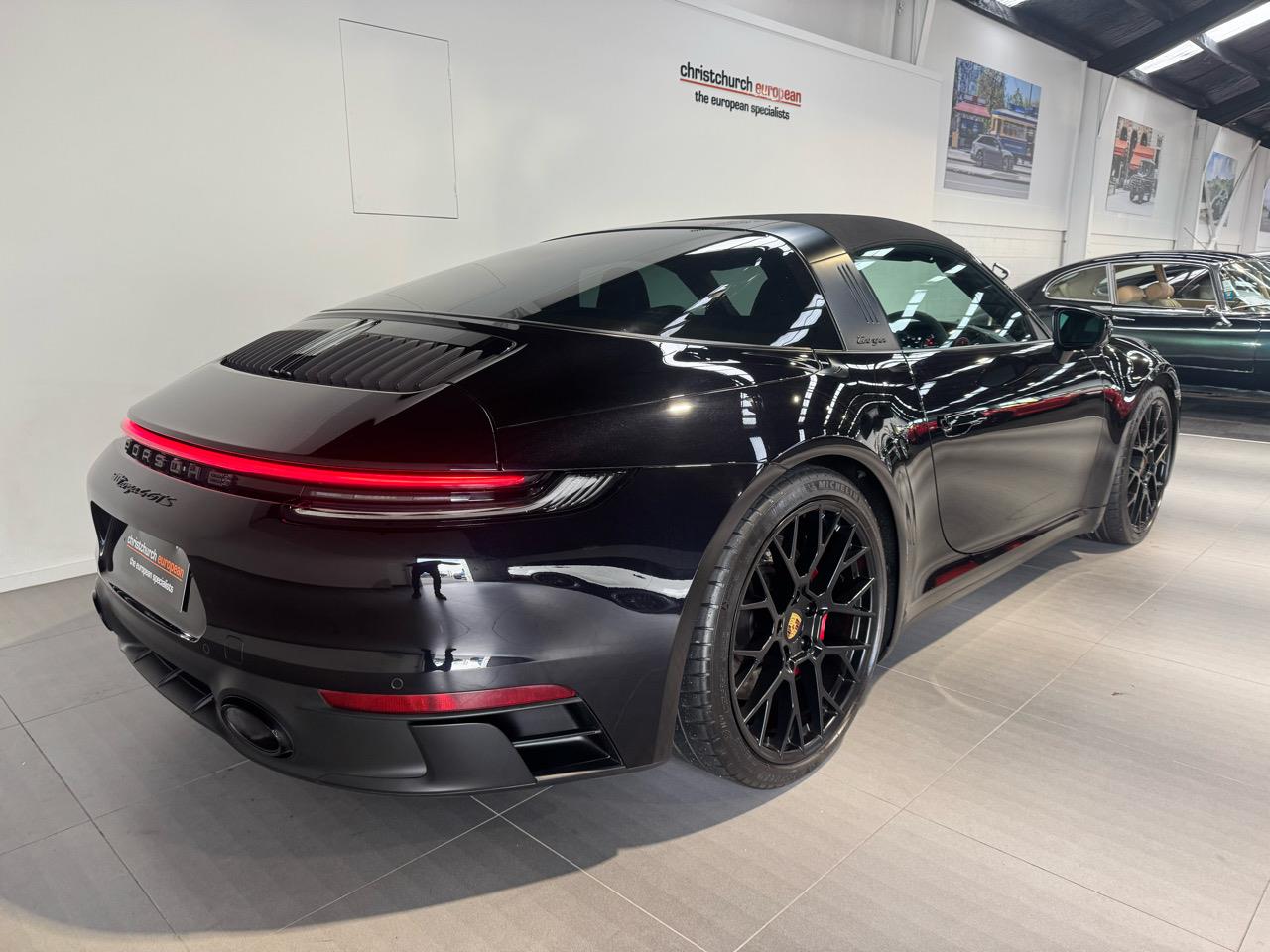 2022 Porsche 911