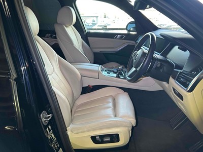 2022 BMW X5 - Thumbnail