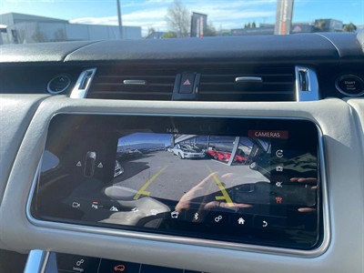 2018 Land Rover Range Rover - Thumbnail