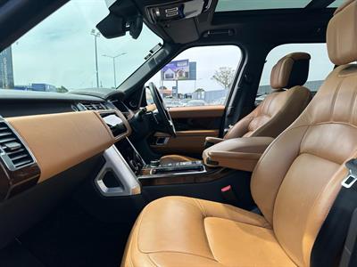 2018 Land Rover Range Rover - Thumbnail