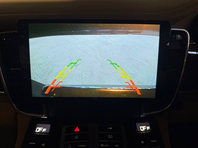 2010 Porsche Panamera - Thumbnail