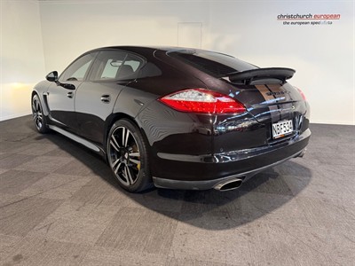 2010 Porsche Panamera - Thumbnail