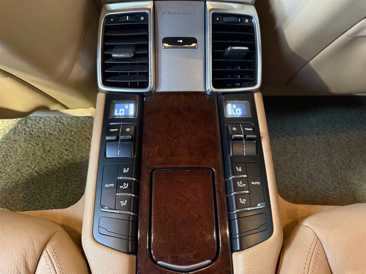 2010 Porsche Panamera