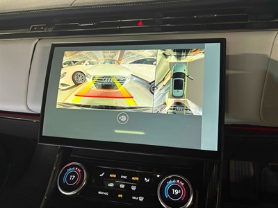 2023 Land Rover Range Rover Sport - Thumbnail