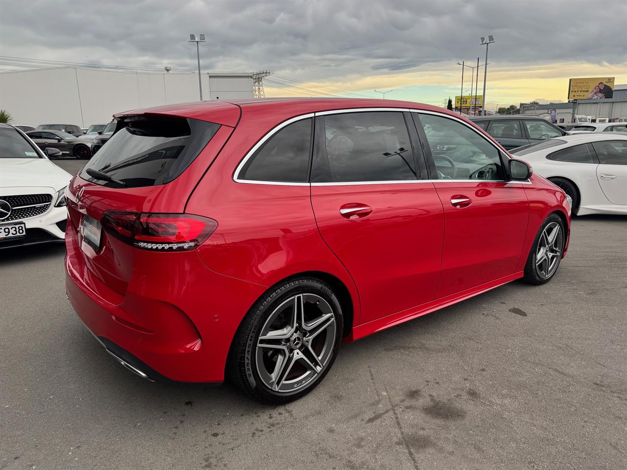 2019 Mercedes-Benz B 180