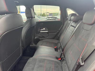 2019 Mercedes-Benz B 180 - Thumbnail