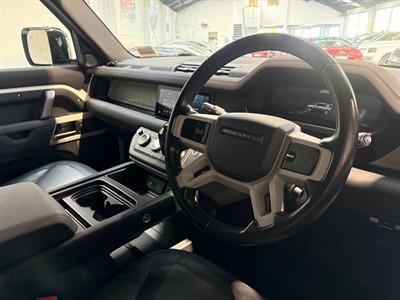 2021 Land Rover Defender - Thumbnail