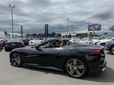 2019 Ferrari Portofino - Thumbnail